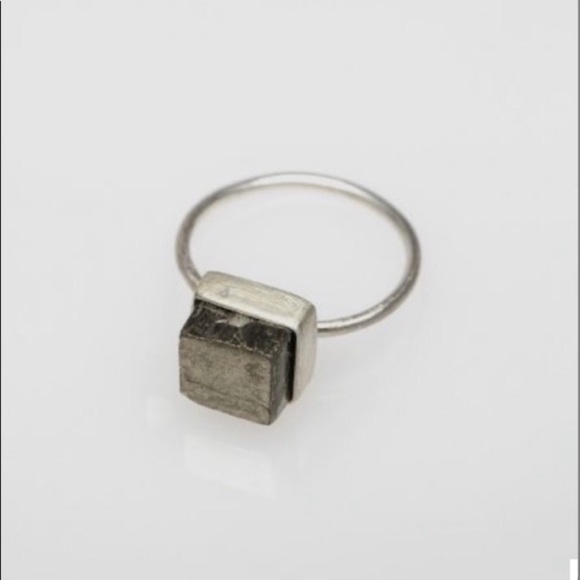 Size 7 925 Sterling Silver and Pyrite ring - Picture 3 of 3
